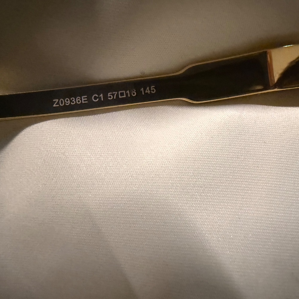 Louis Vuitton Brown Sunglasses - Picture 4 of 12